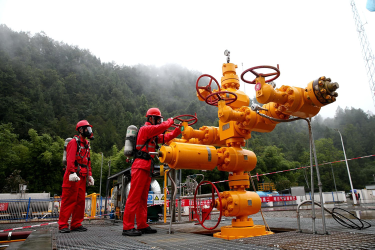 石油天然气安全作业相关法律法规”